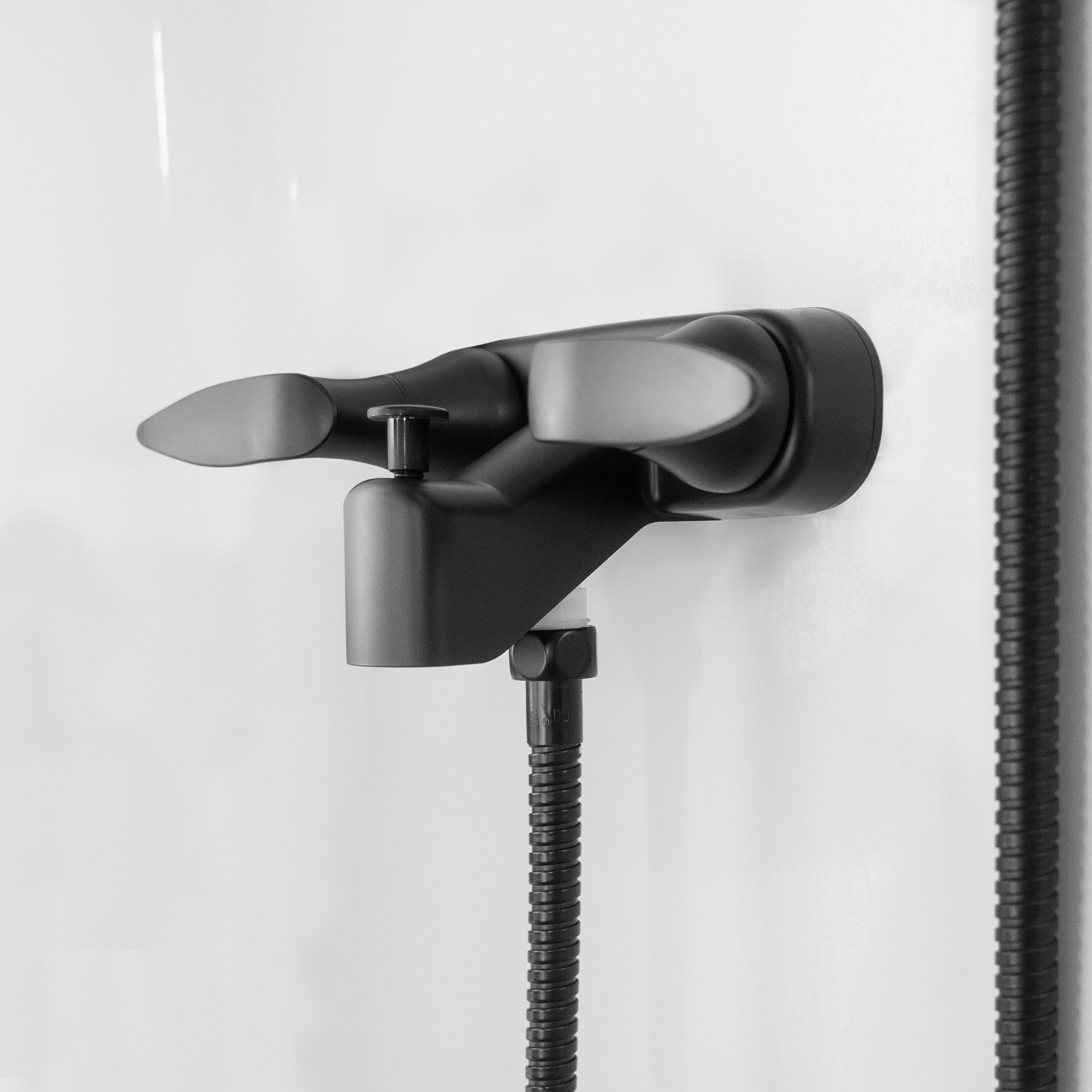 Dura Faucet DF-SA110LH Elegant RV Tub & Shower Diverter Faucet for Motorhomes, 5th Wheels, Trailers, and Campers - image 9